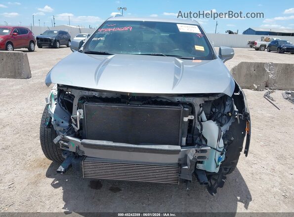 1GYFZDR46PF170197 2023 CADILLAC XT4 Серебряный Вид спереди