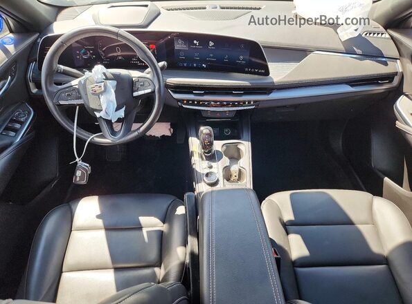 1GYFZDR46RF238520 2024 CADILLAC XT4 White Вид панелі приладів