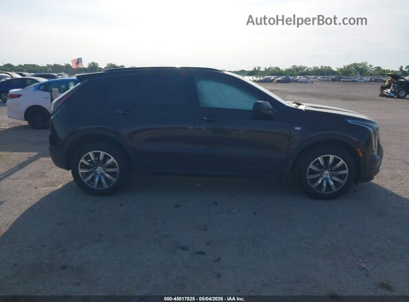 1GYFZER40LF151113 2020 CADILLAC XT4 Темно-бордовый Вид задней части салона