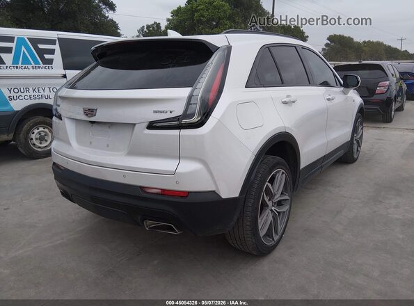 1GYFZER42PF104820 2023 CADILLAC XT4 Белый Задняя правая четверть