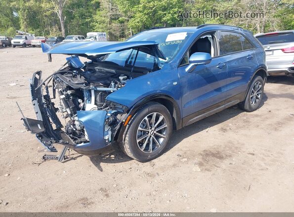 1GYFZFR4XSF150278 2025 CADILLAC XT4 Blue Առջևի ձախ երեք քառորդ տեսարան