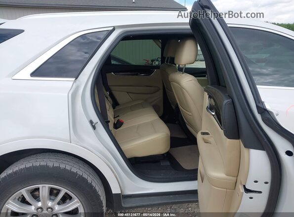 1GYKNARS3HZ254274 2017 CADILLAC XT5 White VIN sticker view