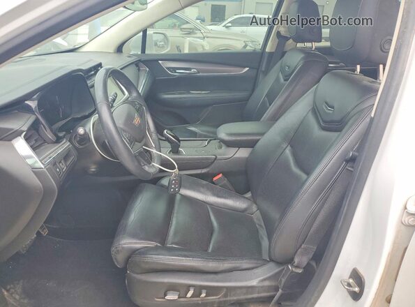 1GYKNBRS8HZ106367 2017 CADILLAC XT5 White 