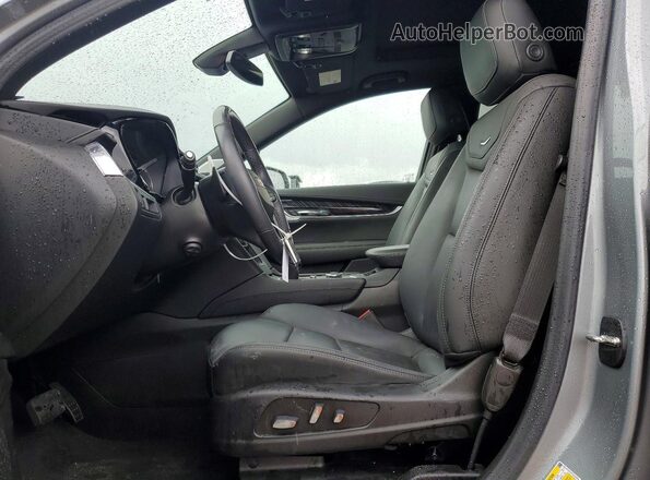1GYKPCRS7PZ212565 2023 CADILLAC XT6 Silver Vista interior delantera