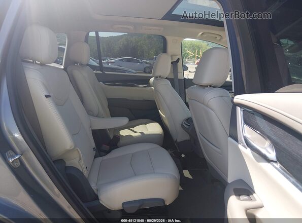 1GYKPDRS8SZ129306 2025 CADILLAC XT6 Gray Vista de la etiqueta del VIN