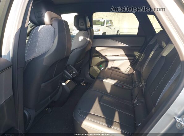 1GYKPMRL5RZ138029 2024 CADILLAC OTHER Silver Vista de la etiqueta del VIN