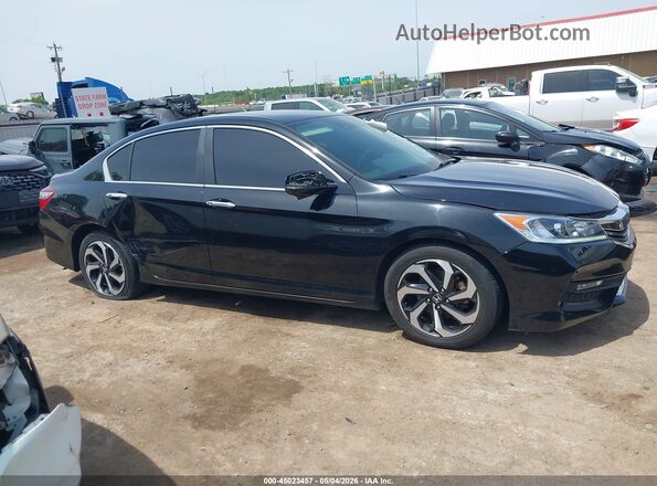 1HGCR2F0XGA005394 2016 HONDA ACCORD Black Rear interior view