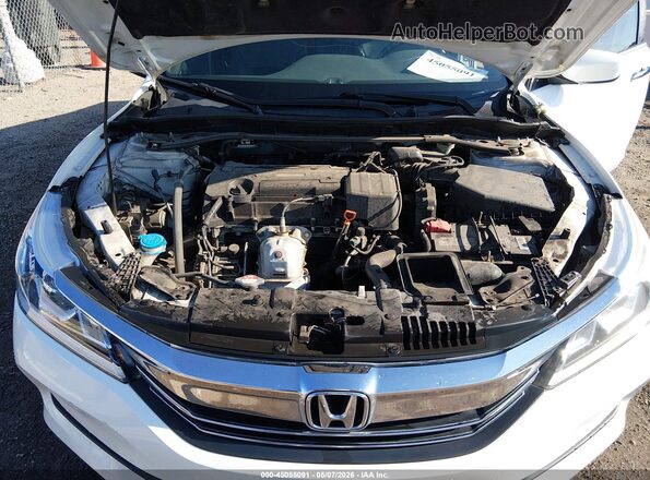 1HGCR2F13HA009426 2017 HONDA ACCORD White Вид ззаду