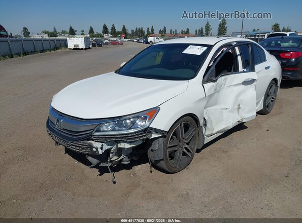 1HGCR2F15HA138655 2017 HONDA ACCORD Белый Передняя левая четверть