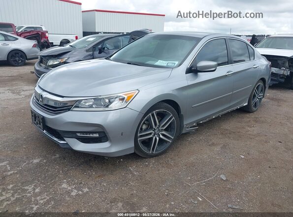 1HGCR2F18HA053972 2017 HONDA ACCORD Silver Vista tres cuartos delantera izquierda