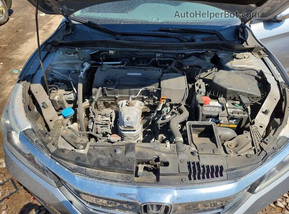 1HGCR2F30HA276475 2017 HONDA ACCORD Silver 