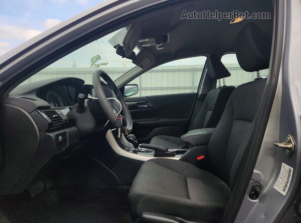 1HGCR2F30HA276475 2017 HONDA ACCORD Silver 