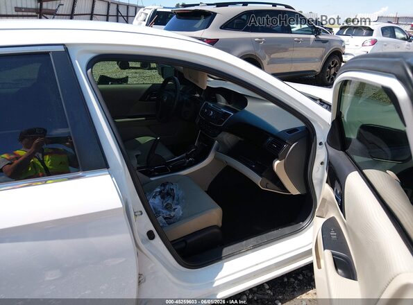 1HGCR2F32GA156644 2016 HONDA ACCORD White Սալոնի դիմացի տեսք