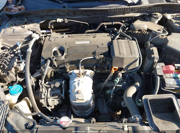 1HGCR2F38GA102586 2016 HONDA ACCORD Silver Вид ззаду