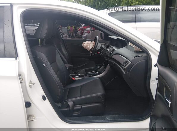 1HGCR2F52GA167080 2016 HONDA ACCORD White Սալոնի դիմացի տեսք