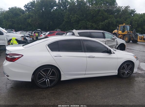 1HGCR2F52GA167080 2016 HONDA ACCORD White Սալոնի հետևի տեսք