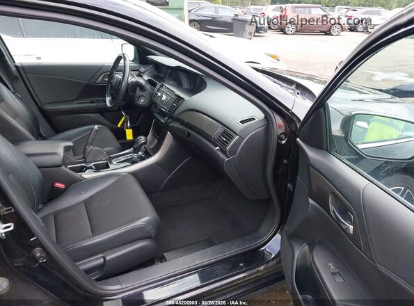 1HGCR2F53HA276505 2017 HONDA ACCORD Black წინა სალონის ხედი