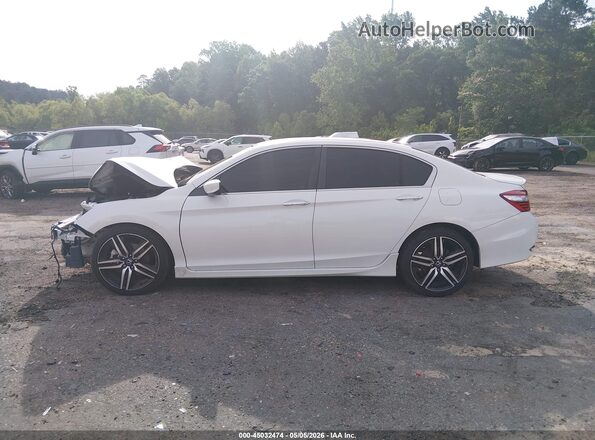 1HGCR2F54HA051896 2017 HONDA ACCORD Белый 