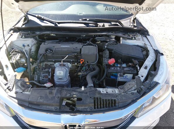 1HGCR2F56HA279852 2017 HONDA ACCORD White უკანა ხედი
