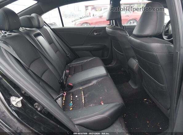 1HGCR2F5XHA224045 2017 HONDA ACCORD Black Вид наклейки з VIN-кодом