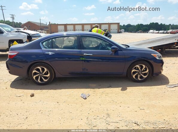 1HGCR2F7XHA028804 2017 HONDA ACCORD Blue უკანა სალონის ხედი