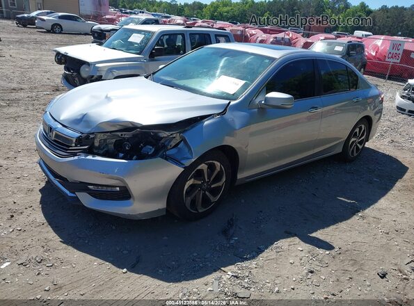 1HGCR2F81HA069914 2017 HONDA ACCORD Silver Передня ліва чверть