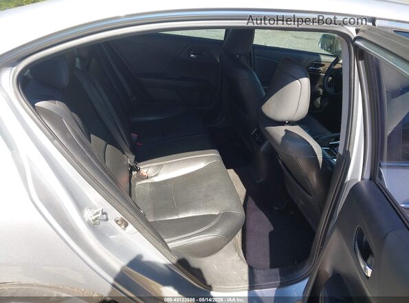 1HGCR2F81HA069914 2017 HONDA ACCORD Silver Вид наклейки з VIN-кодом
