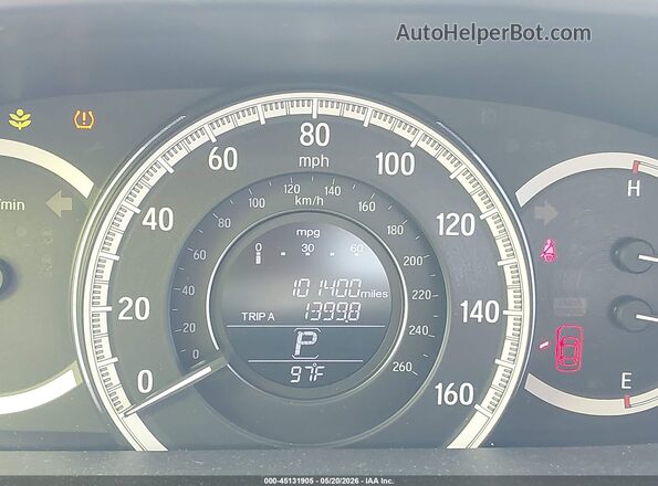 1HGCR2F83HA223832 2017 HONDA ACCORD White Вид задніх сидінь