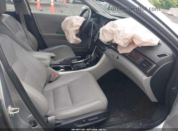 1HGCR2F91HA153904 2017 HONDA ACCORD Серебряный 