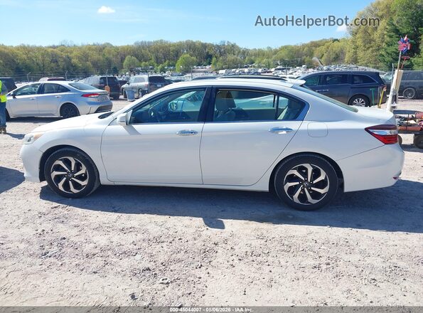 1HGCR2F99GA160176 2016 HONDA ACCORD White 