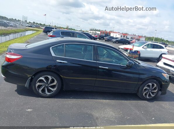 1HGCR3F09HA035641 2017 HONDA ACCORD Black Vista interior trasera