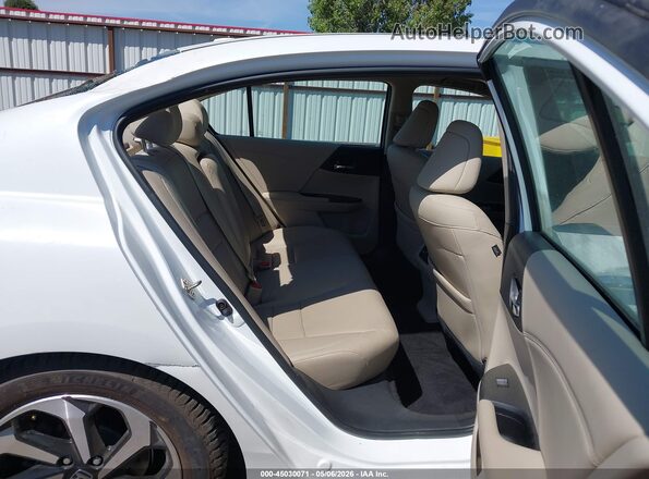 1HGCR3F89GA032811 2016 HONDA ACCORD White 