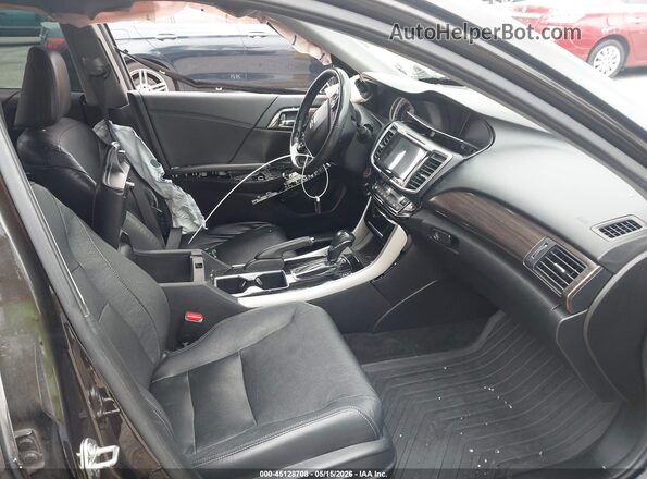 1HGCR3F95HA014512 2017 HONDA ACCORD Gray Вид салону спереду