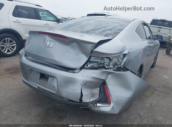 1HGCT1B79HA008206 2017 HONDA ACCORD Silver Widok z przodu