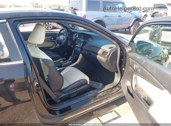 1HGCT2B92HA005221 2017 HONDA ACCORD Black Widok wnętrza z przodu