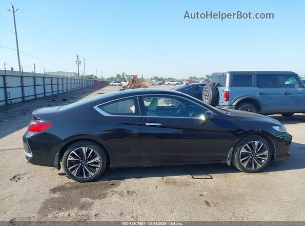 1HGCT2B92HA005221 2017 HONDA ACCORD Black Widok wnętrza z tyłu