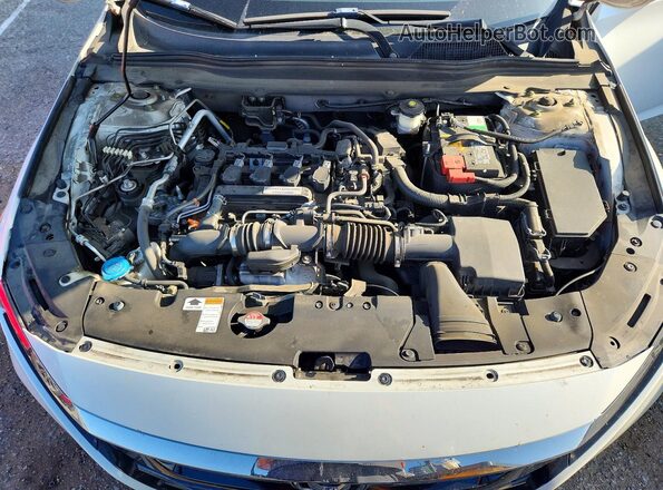 1HGCV1F13JA065362 2018 HONDA ACCORD White 