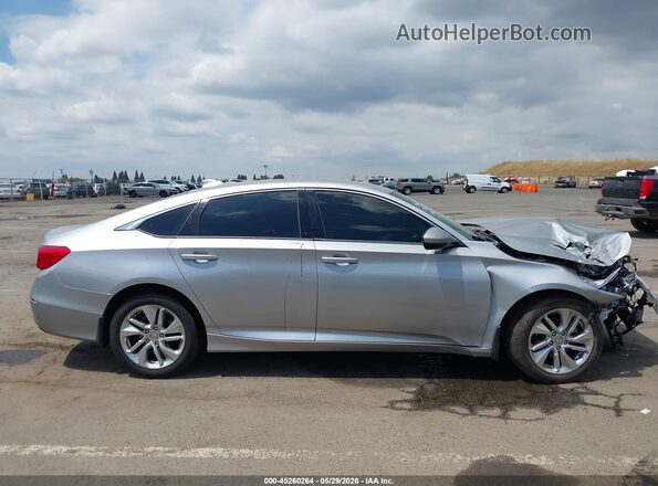 1HGCV1F15JA200566 2018 HONDA ACCORD Silver Սալոնի հետևի տեսք