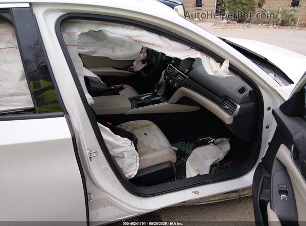 1HGCV1F15KA003110 2019 HONDA ACCORD White Սալոնի դիմացի տեսք