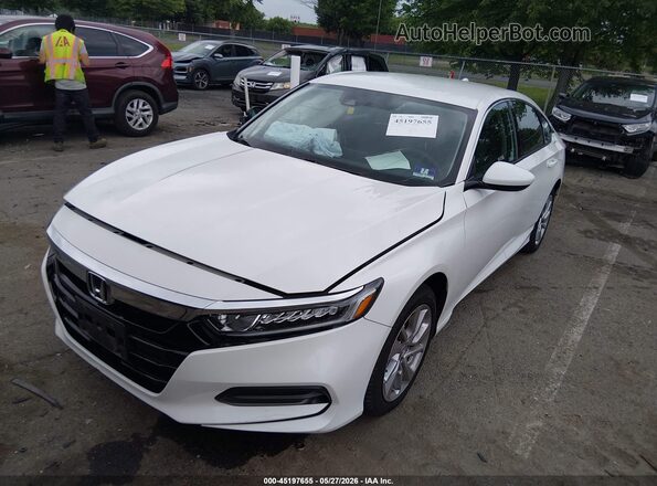1HGCV1F15KA056812 2019 HONDA ACCORD Белый Передняя левая четверть