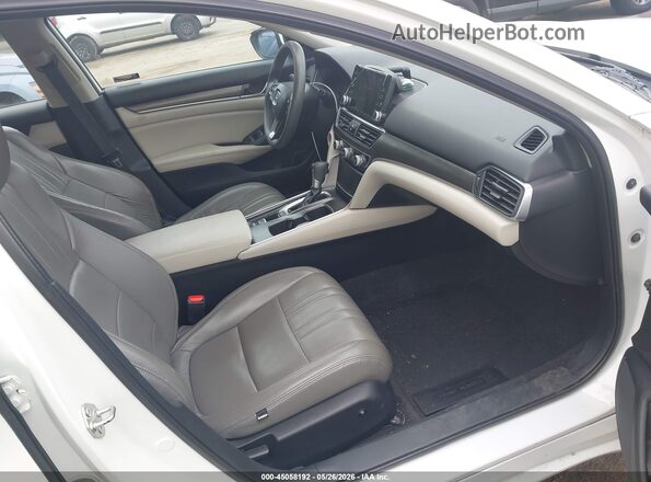 1HGCV1F18JA181754 2018 HONDA ACCORD White წინა სალონის ხედი