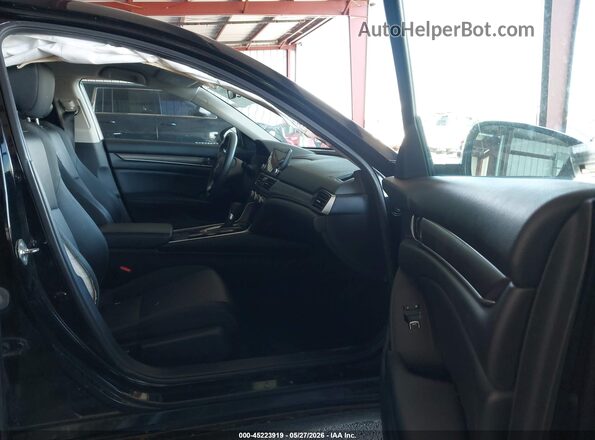 1HGCV1F18JA263385 2018 HONDA ACCORD Black Front interior view