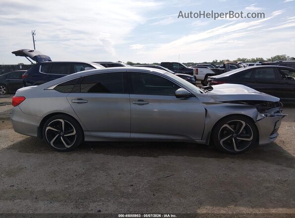 1HGCV1F32KA081698 2019 HONDA ACCORD Silver Вид задньої частини салону