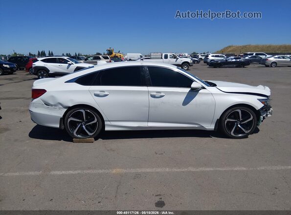 1HGCV1F33KA069611 2019 HONDA ACCORD Белый Вид задней части салона