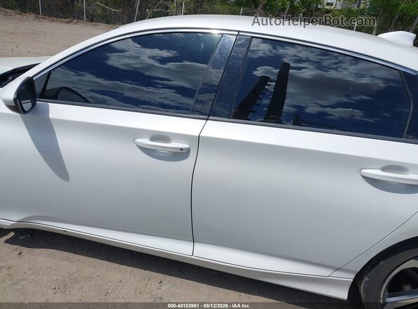 1HGCV1F33KA152777 2019 HONDA ACCORD White 