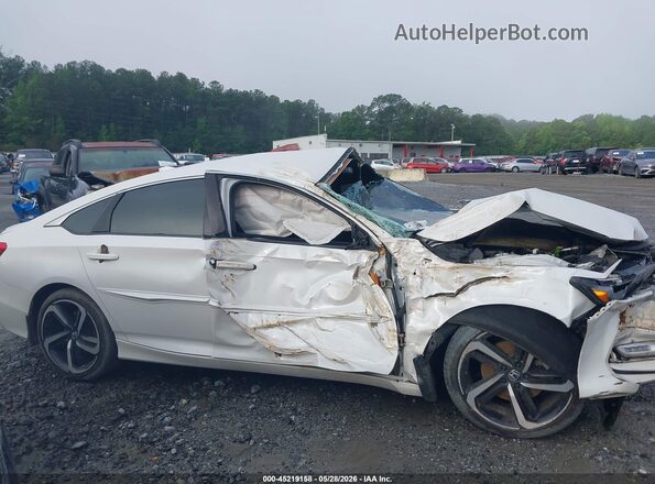 1HGCV1F35KA162002 2019 HONDA ACCORD White Սարքավորումների վահանակի տեսք