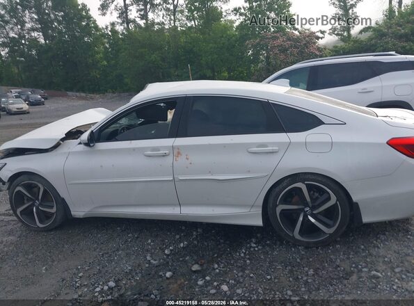 1HGCV1F35KA162002 2019 HONDA ACCORD White Սալոնի հետևի տեսք