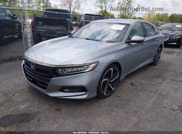 1HGCV1F36JA056446 2018 HONDA ACCORD Silver Vista tres cuartos delantera izquierda