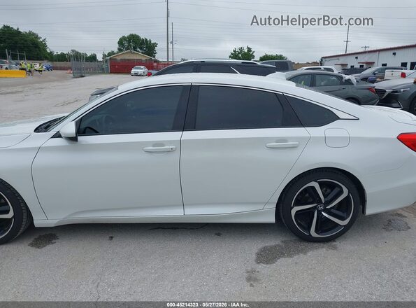 1HGCV1F36KA114220 2019 HONDA ACCORD White 360 interior view