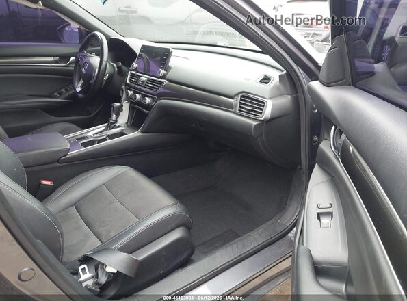 1HGCV1F3XKA153179 2019 HONDA ACCORD Gray Vista interior delantera
